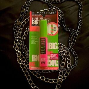 💕Maybelline  Blackest Black Great Lash Big Mascara